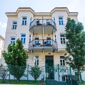 Apartment Imperial Schönbrunn - Contactless Check-in, Wien