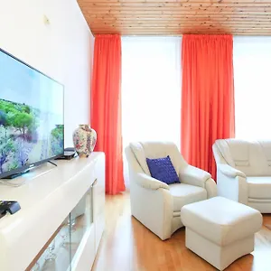 Classic Apartment I Close To Main Station I 10 Minutes To Belvedere Vienna