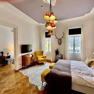 Apartment Leuhusen Boutique Vienna,, Wien