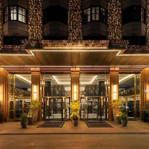 5* Hotel Hilton Plaza