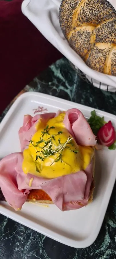 Hotel Josefine Wien 4*,
