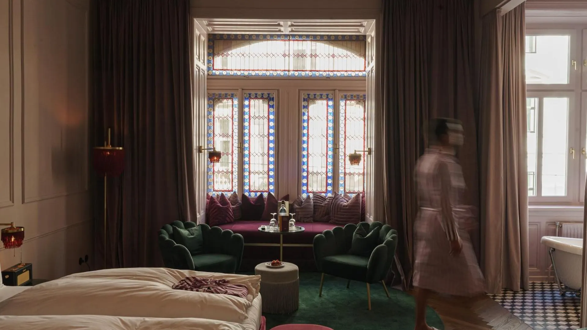 Hotel Josefine Vienna 4*,